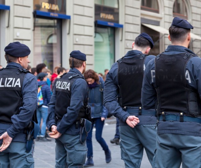 Detenuto sale sul tetto del carcere di Brissogne per protesta